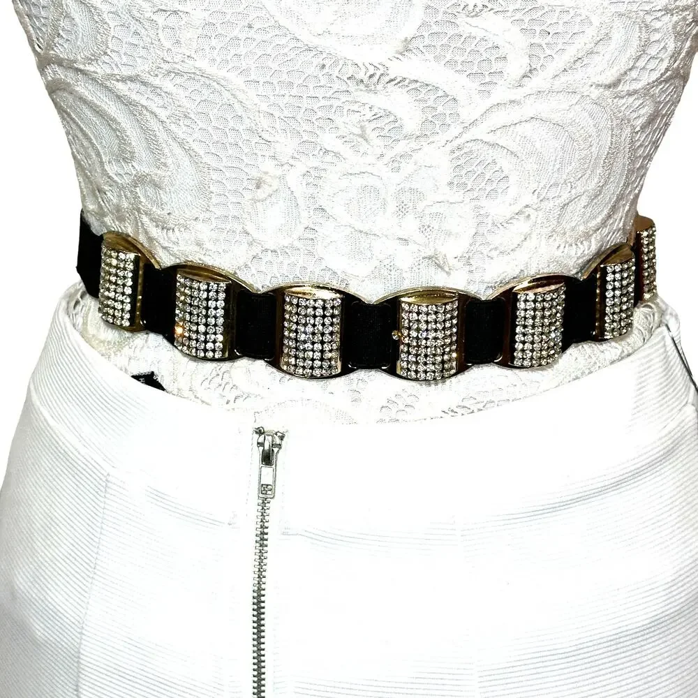 Destiny Boutique Gold Chain Rhinestone Stretchy Belt Women Medium Large NWT